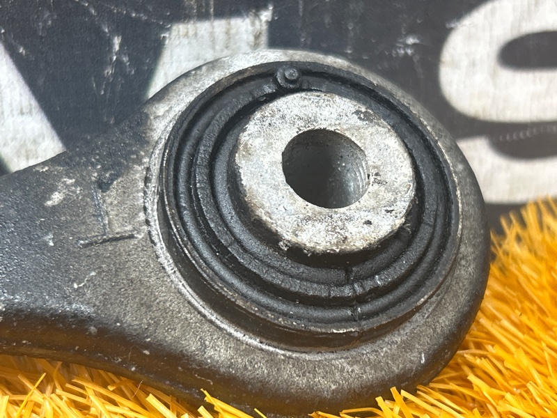 Рычаг подвески верхний, 500 рублей, Красноярск