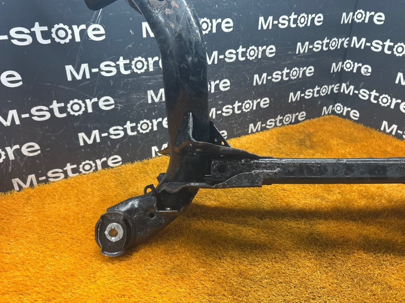 Балка поперечная (подрамник), 1500 рублей, Красноярск