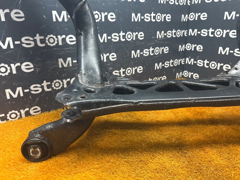 Балка поперечная (подрамник), 1500 рублей, Красноярск