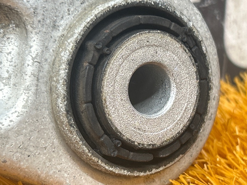 Рычаг подвески верхний, 1200 рублей, Красноярск