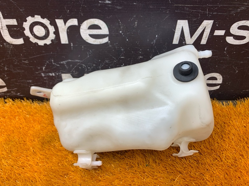 Бачок омывателя фар, 350 рублей, Красноярск