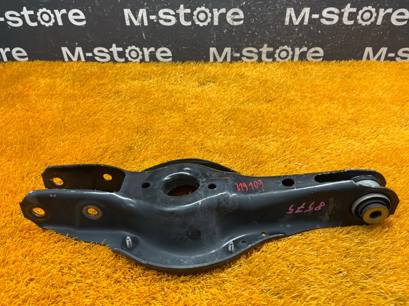 Рычаг подвески нижний, 1400 рублей, Красноярск