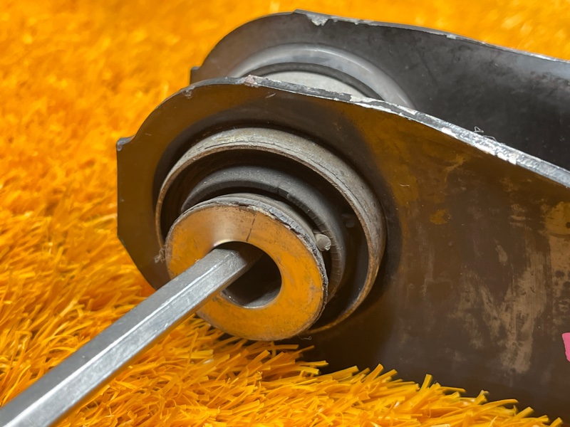 Рычаг подвески нижний, 1400 рублей, Красноярск