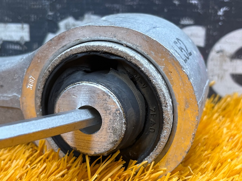 Рычаг подвески верхний, 3500 рублей, Красноярск