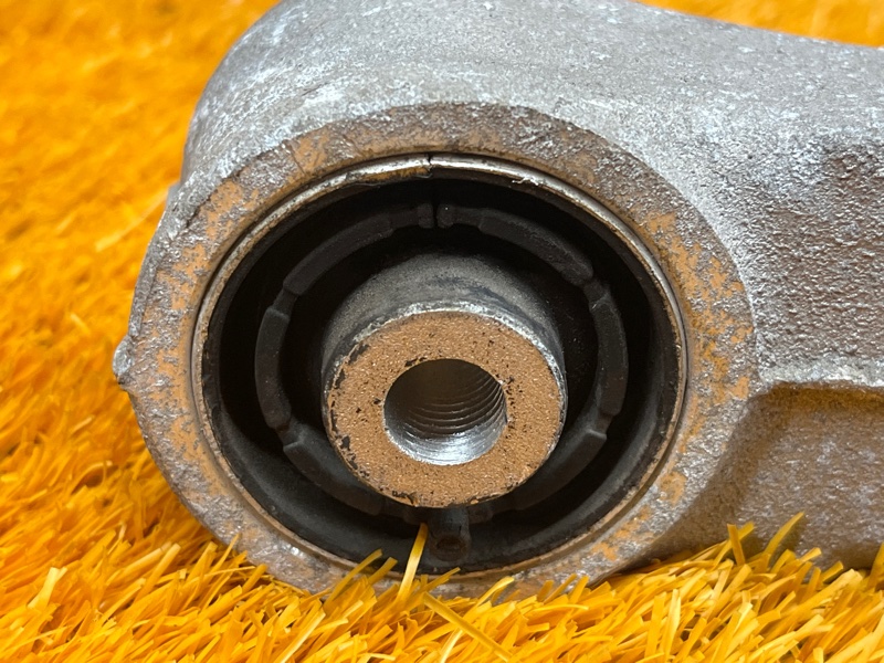 Рычаг подвески нижний, 500 рублей, Красноярск