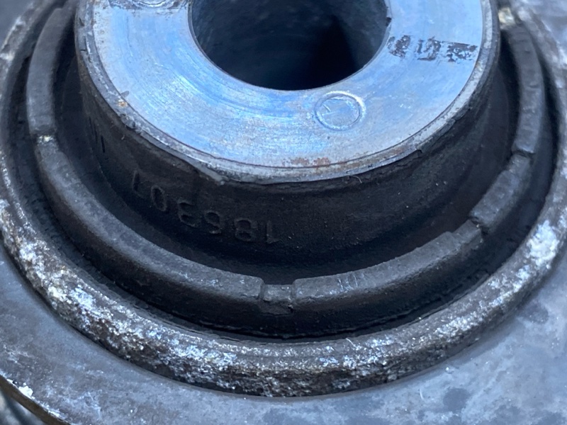 Рычаг подвески верхний, 1000 рублей, Красноярск