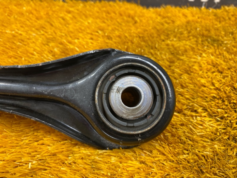 Рычаг подвески верхний, 1500 рублей, Красноярск