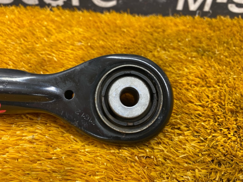 Рычаг подвески верхний, 1000 рублей, Красноярск