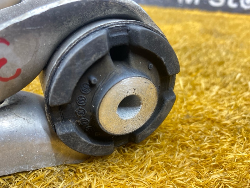 Рычаг подвески верхний, 500 рублей, Красноярск