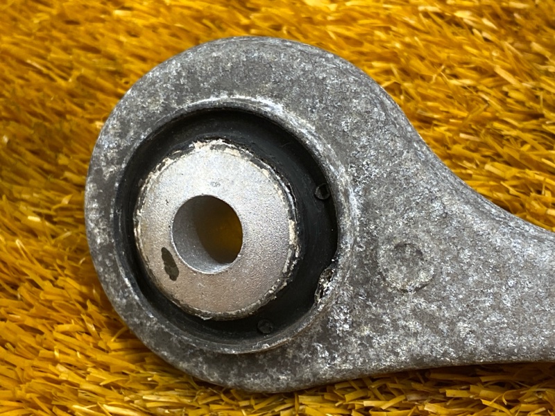 Рычаг подвески нижний, 1600 рублей, Красноярск