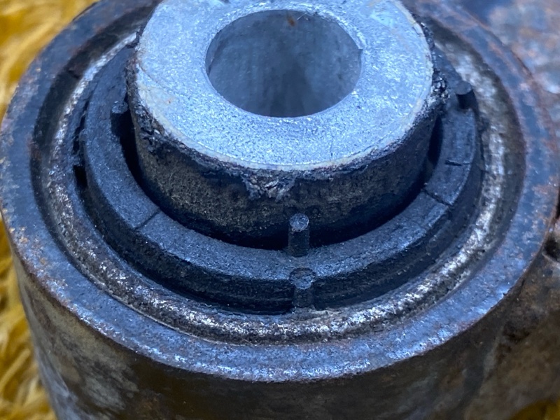 Рычаг подвески верхний, 1000 рублей, Красноярск