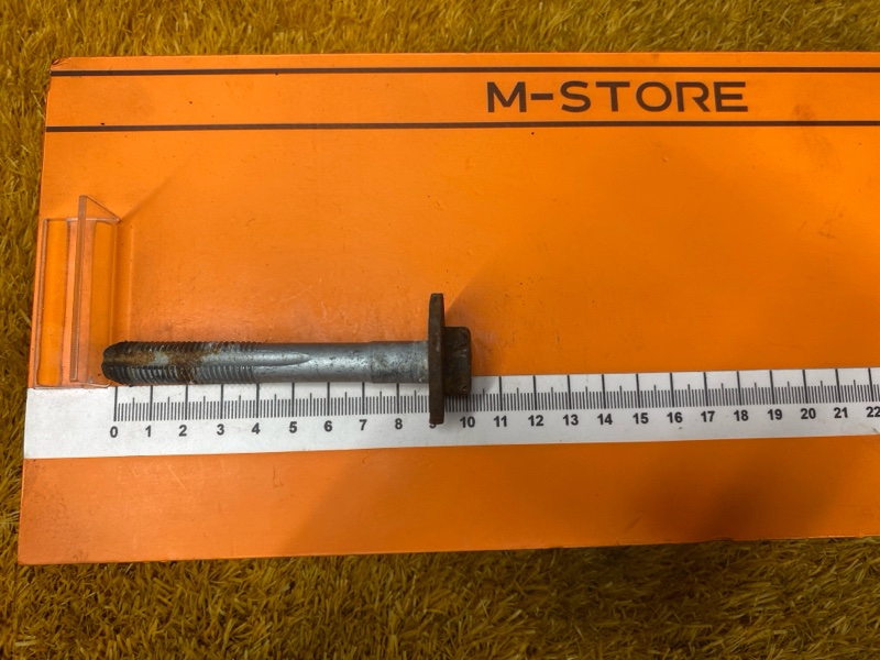 Болт развальный, 600 рублей, Красноярск