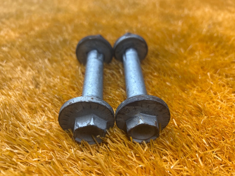 Болт развальный, 800 рублей, Красноярск