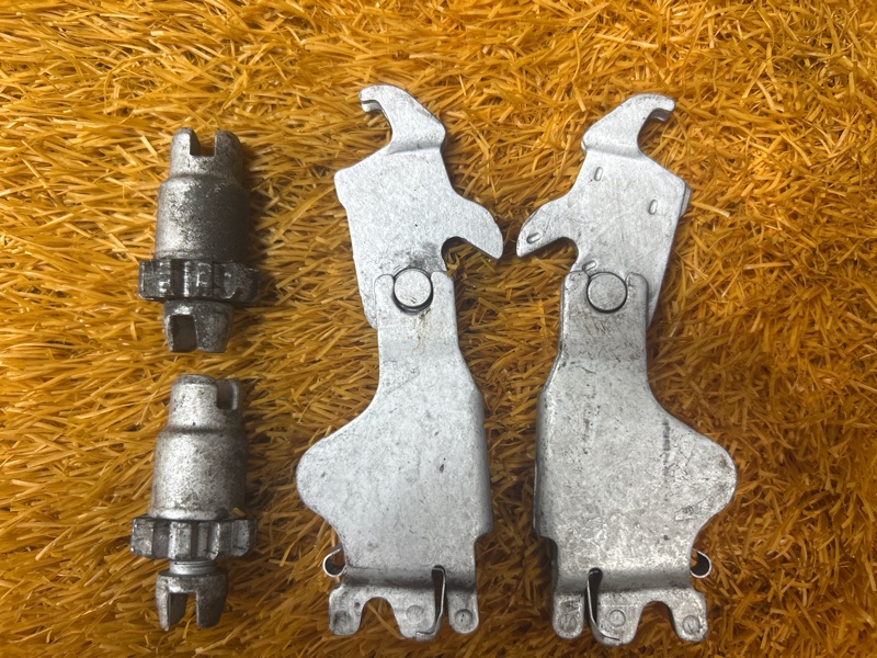 Механизм колодок ручника, 900 рублей, Красноярск