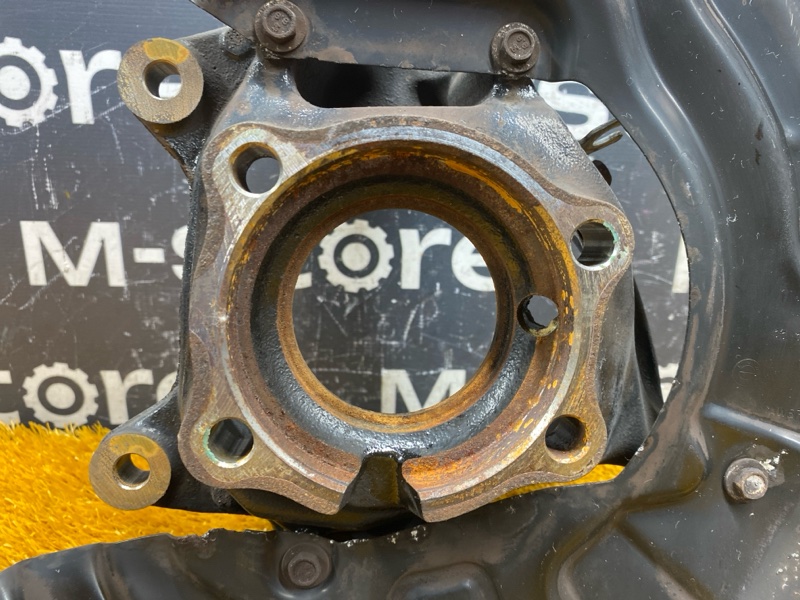 кулак поворотный, 2000 рублей, Красноярск