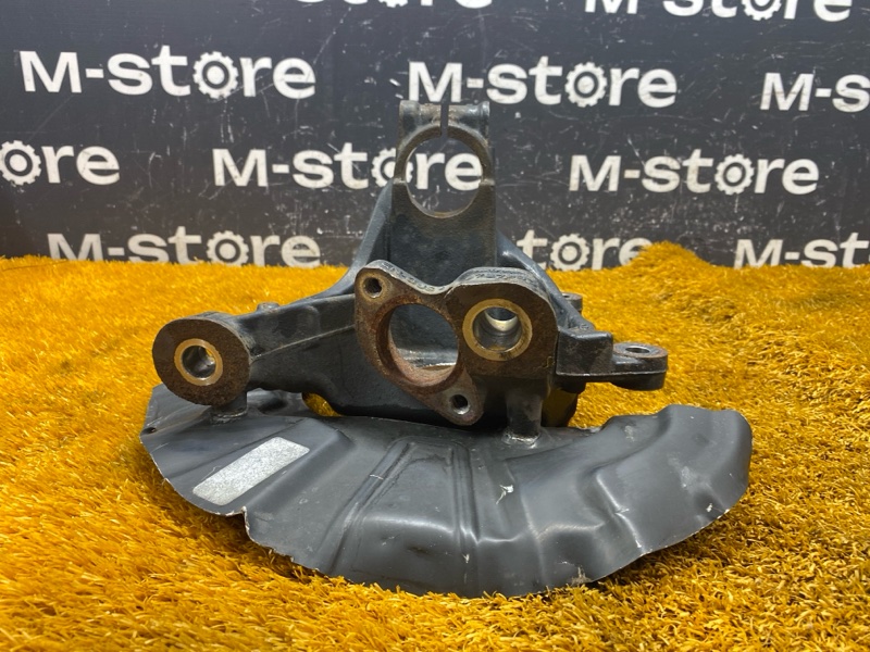 кулак поворотный, 2000 рублей, Красноярск