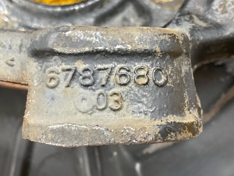 кулак поворотный, 2000 рублей, Красноярск