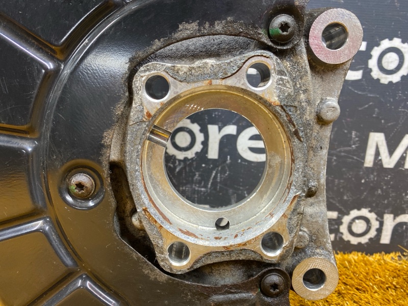 кулак поворотный, 2000 рублей, Красноярск