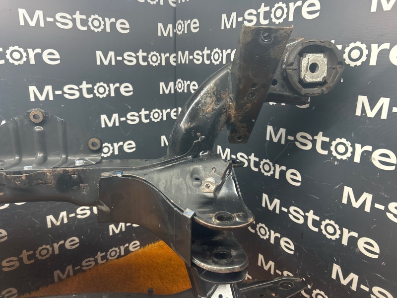 Балка поперечная (подрамник), 4000 рублей, Красноярск