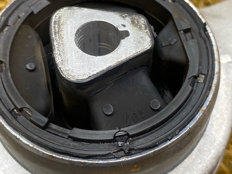 Рычаг подвески нижний, 2000 рублей, Красноярск