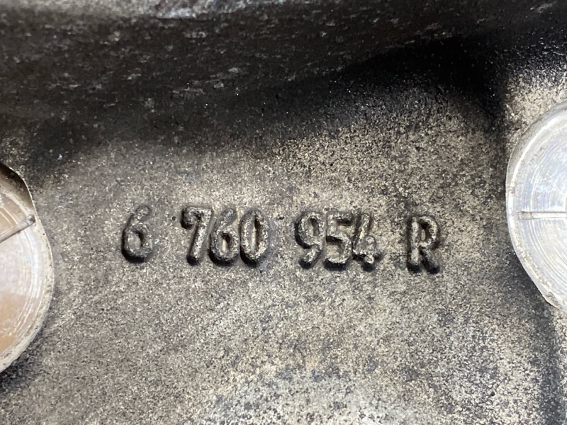 кулак поворотный, 1000 рублей, Красноярск