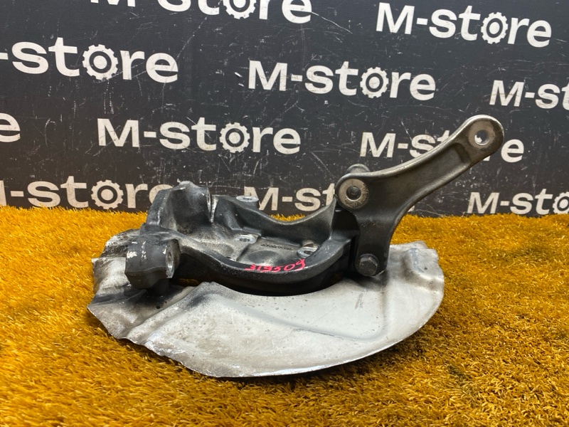 кулак поворотный, 1000 рублей, Красноярск