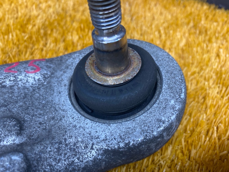 Рычаг подвески нижний, 1500 рублей, Красноярск