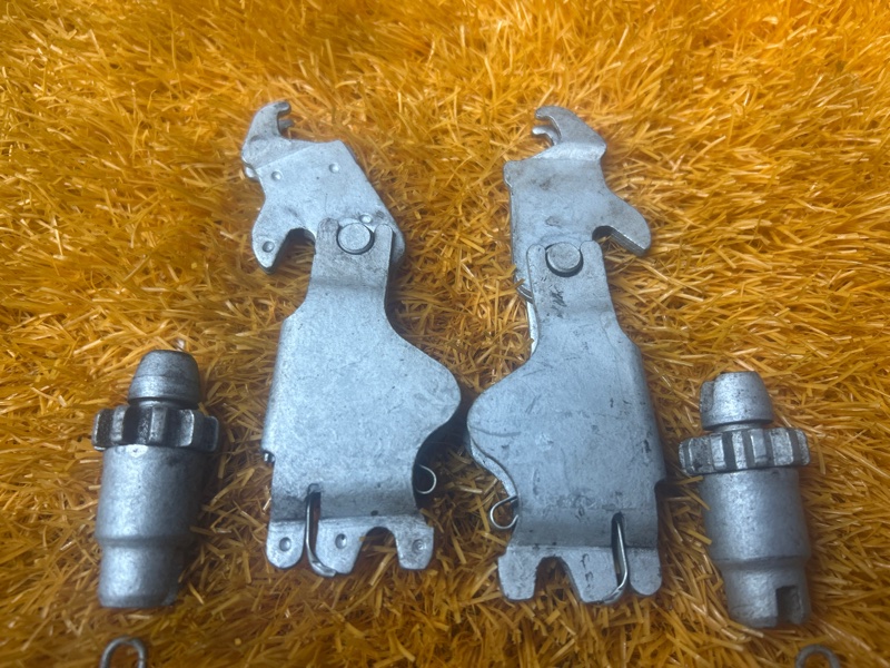 Механизм колодок ручника, 900 рублей, Красноярск