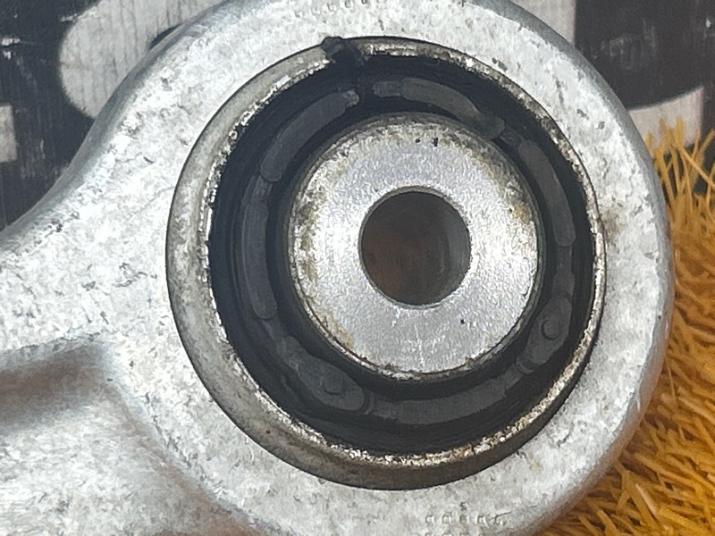 Рычаг подвески верхний, 3000 рублей, Красноярск