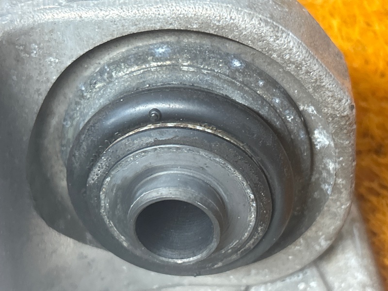 кулак поворотный, 1000 рублей, Красноярск