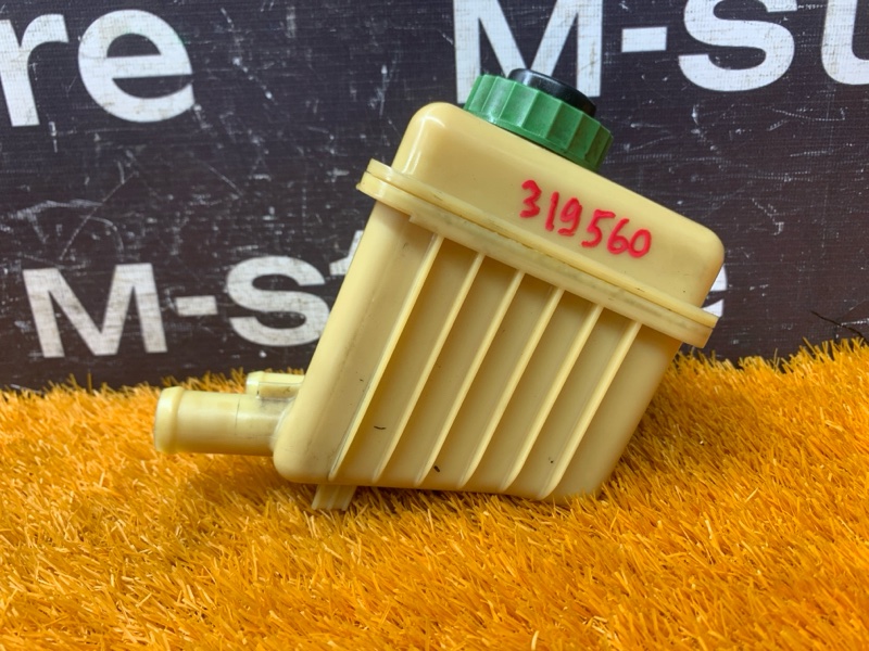 бачок гидроусилителя, 500 рублей, Красноярск