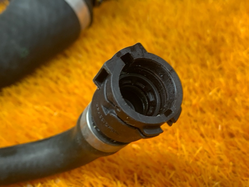 Патрубок радиатора верхний, 5000 рублей, Красноярск