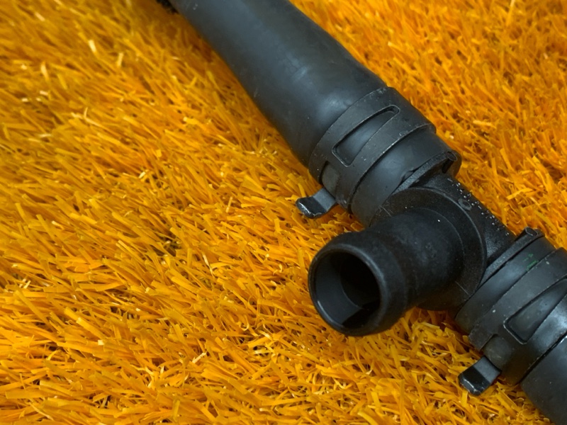 Патрубок системы охлаждения, 2500 рублей, Красноярск