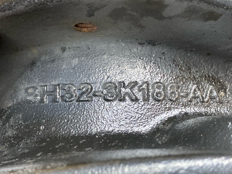 кулак поворотный, 3500 рублей, Красноярск