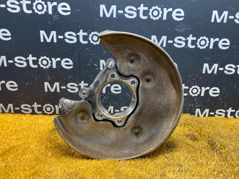 кулак поворотный, 1400 рублей, Красноярск