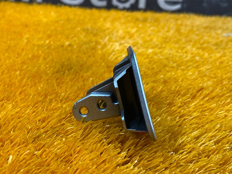 крышка омывателя фар, 2000 рублей, Красноярск