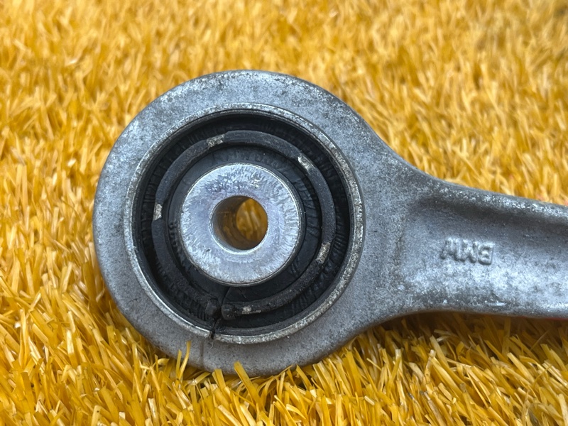 Рычаг подвески верхний, 400 рублей, Красноярск