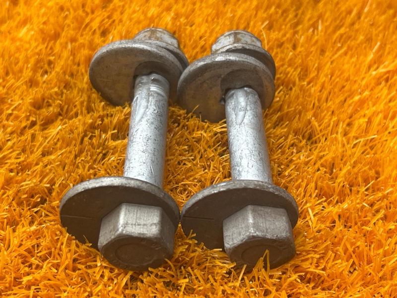 Болт развальный, 1500 рублей, Красноярск