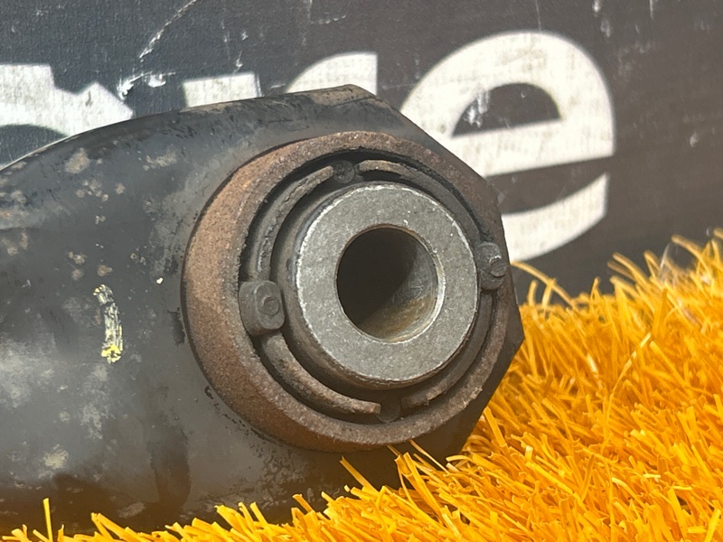 Рычаг подвески нижний, 1800 рублей, Красноярск