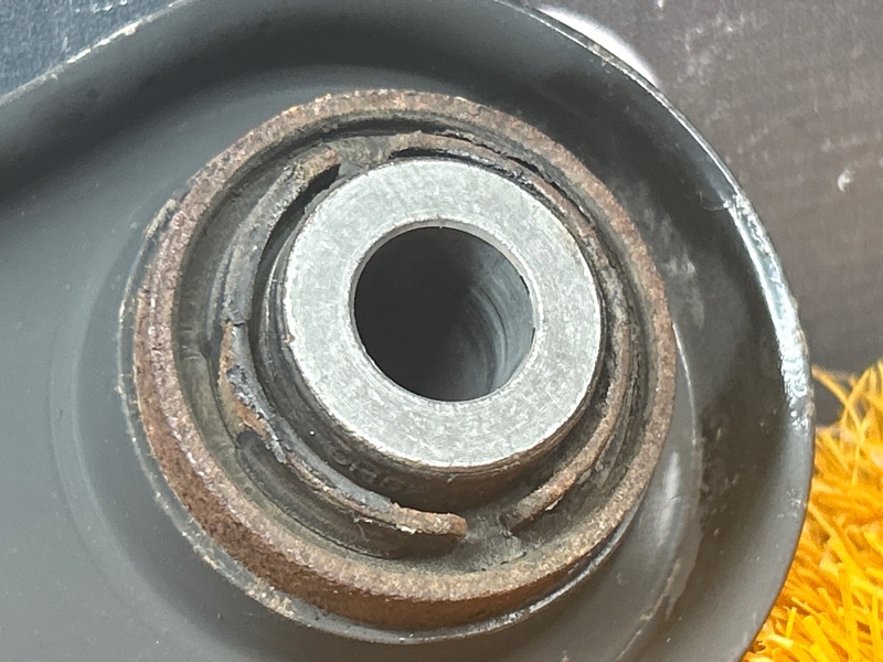 Рычаг подвески нижний, 1000 рублей, Красноярск