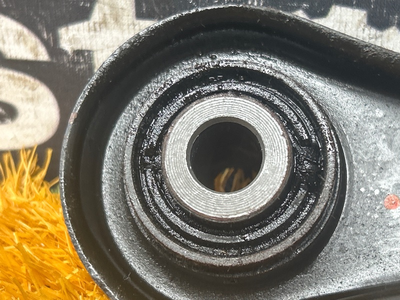 Рычаг подвески нижний, 1000 рублей, Красноярск