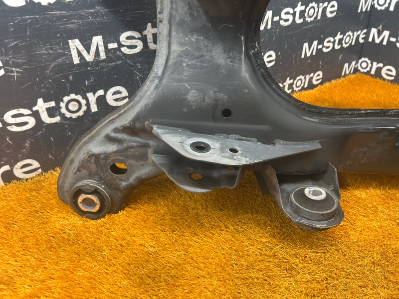 Балка поперечная (подрамник), 30000 рублей, Красноярск