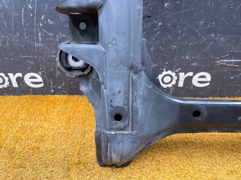 Балка поперечная (подрамник), 4000 рублей, Красноярск