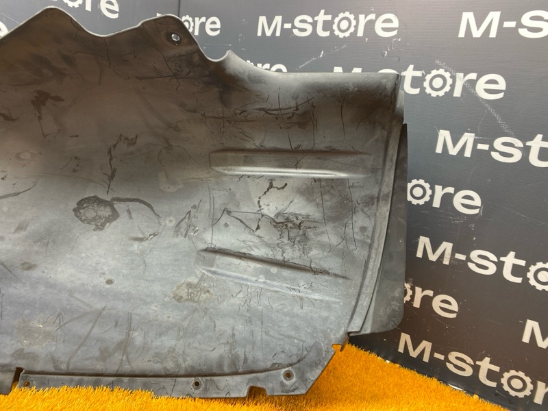 подкрылок, 4000 рублей, Красноярск