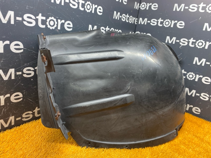 подкрылок, 4000 рублей, Красноярск