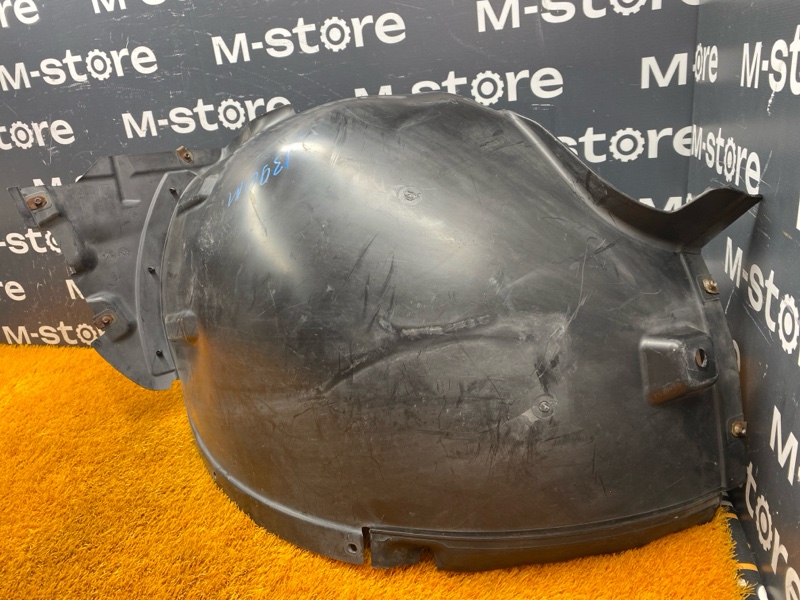 подкрылок, 4000 рублей, Красноярск