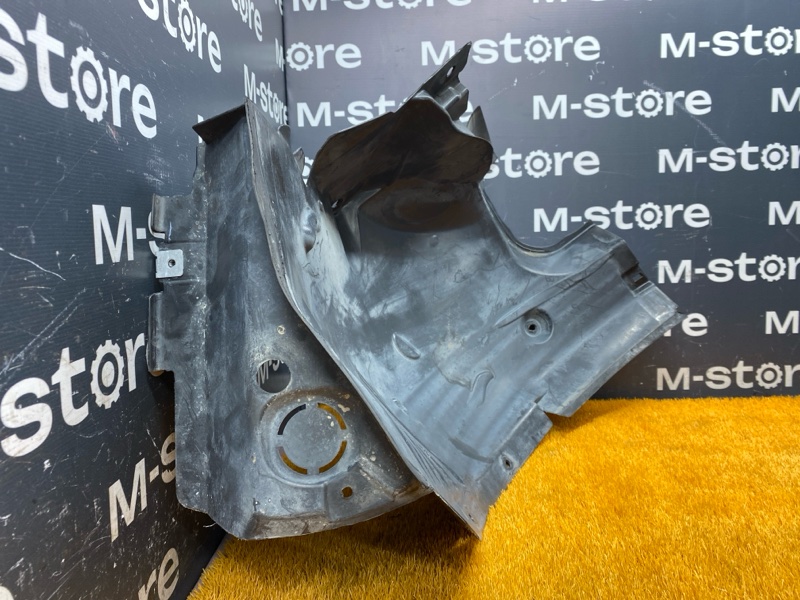 подкрылок, 4000 рублей, Красноярск