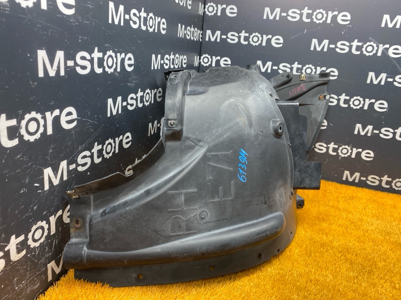 подкрылок, 8000 рублей, Красноярск