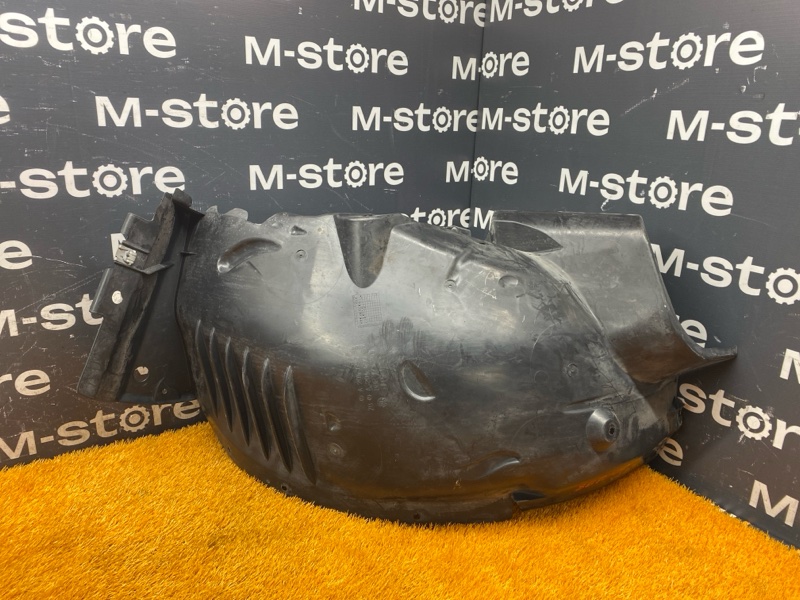 подкрылок, 3000 рублей, Красноярск