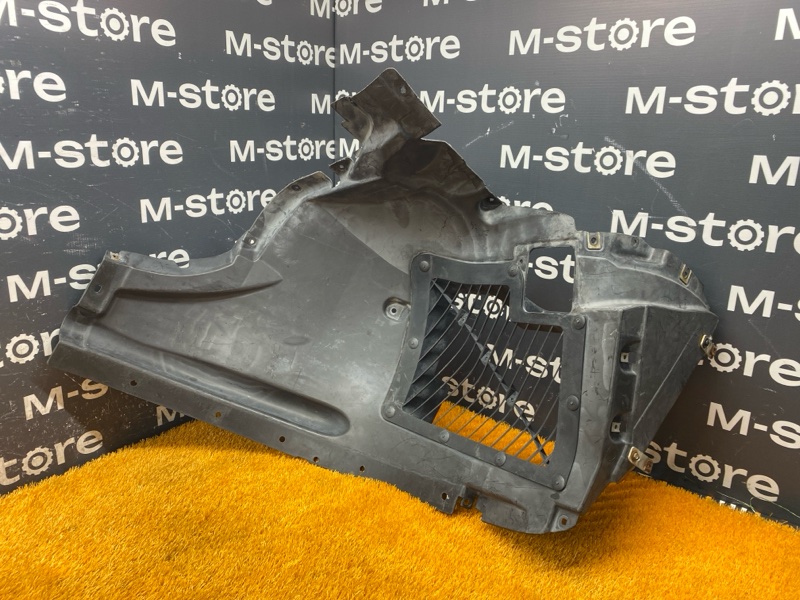 подкрылок, 9000 рублей, Красноярск